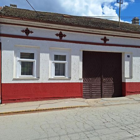 Апартаменты Dora Сремски-Карловци Экстерьер фото